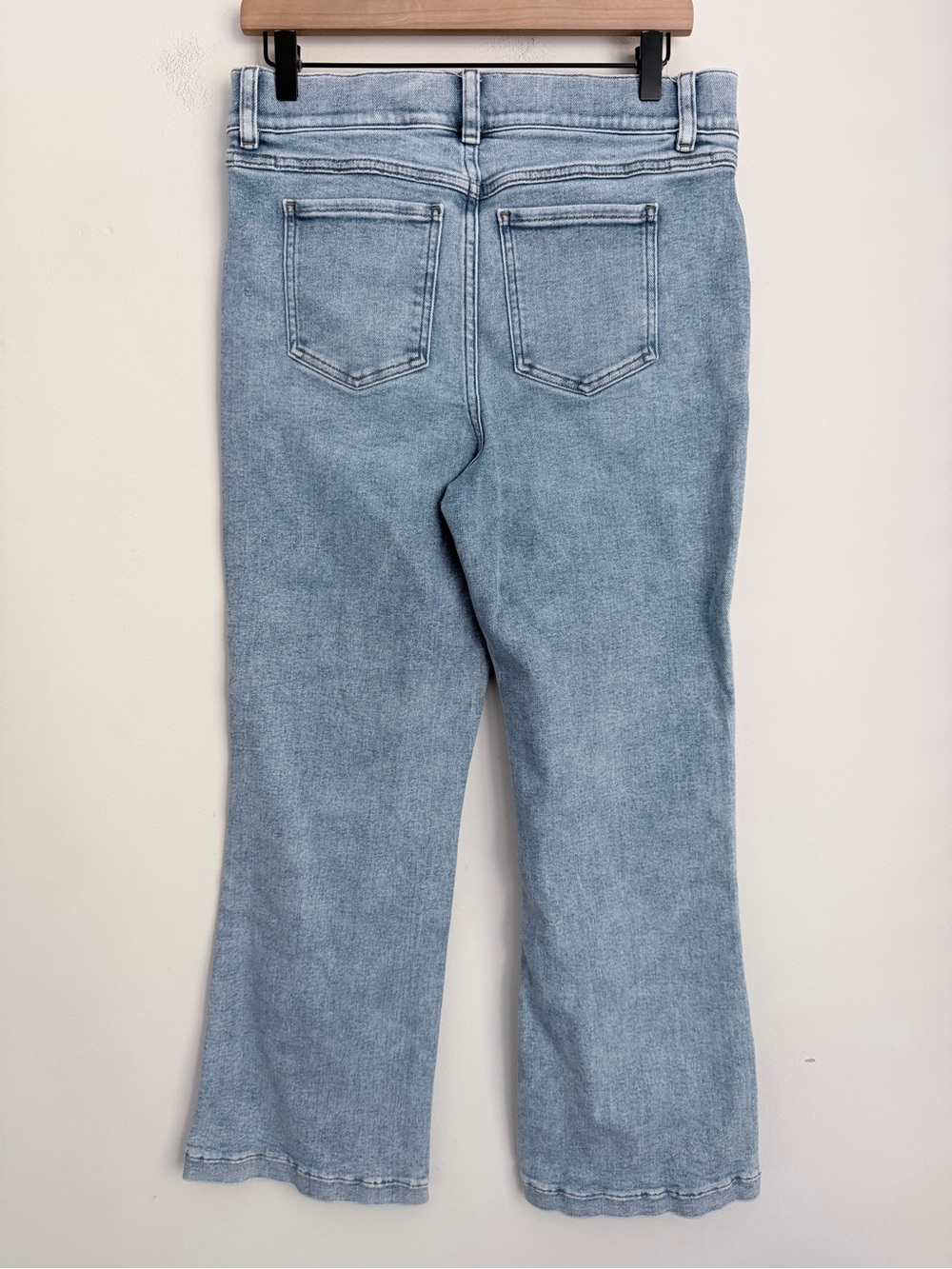 Spanx Kick Flare Jeans Indigo Sky Women Sz Large Style 20845R - Picture 3 of 8